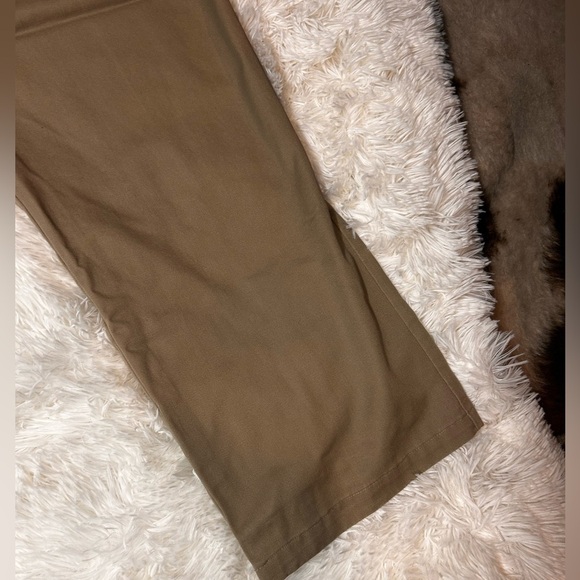 Dockers recode Dress pants size 42x32 - Picture 9 of 14